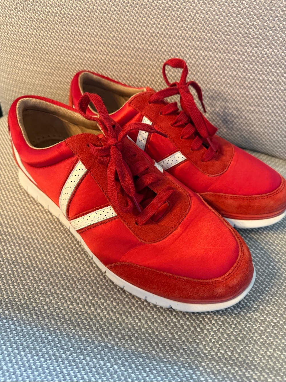 Vionic Red Lace-Up Athletic Sneakers with White Stripes